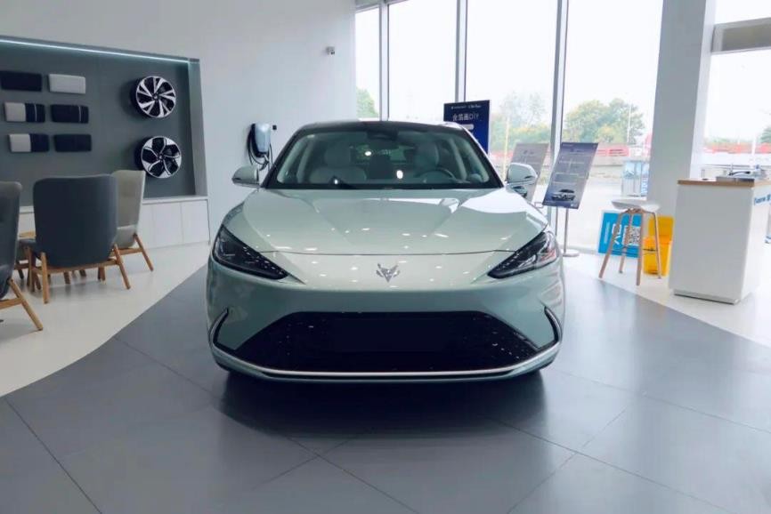 20万级的新卷王”问世，极狐阿尔法S 525S带来高端新体验